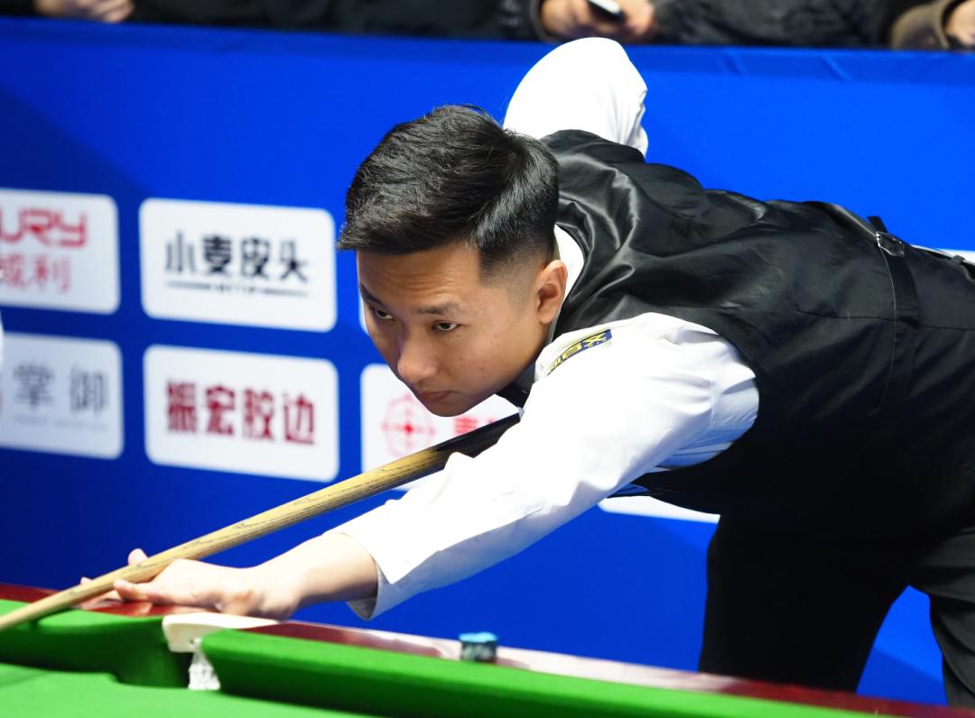 两端均表现 两端均表现